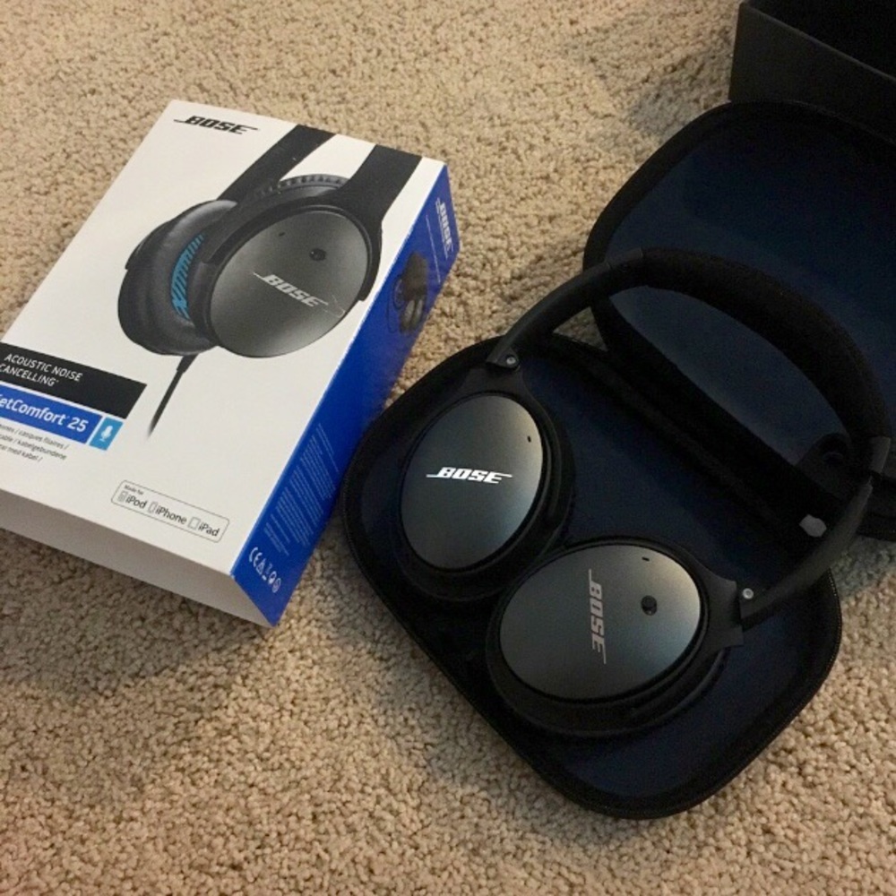NEW BOSE Black QuietComfort 25 Noise Cancel